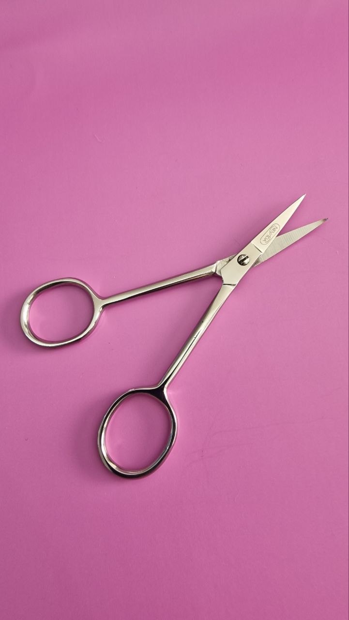Forbicina Professionale per Baffi & Sopracciglia - Acciaio inox Nevida KE01-133