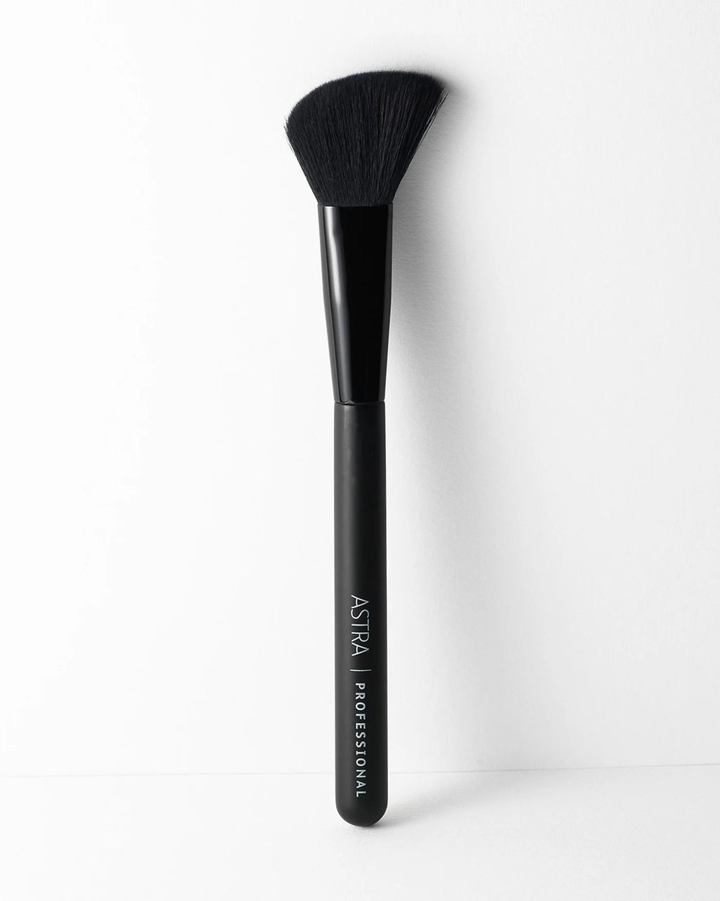 Astra BLUSH BRUSH - Pennello Viso Obliquo per Polveri