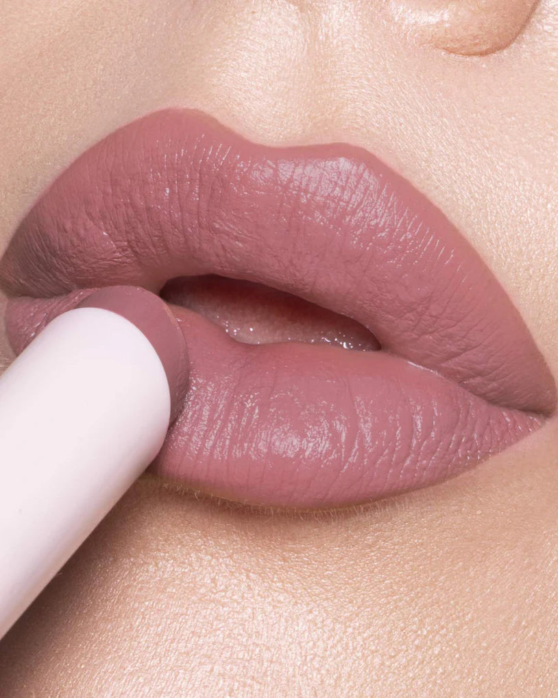 Astra PURE BEAUTY LIPSTICK - Rossetto Cremoso Semi Mat