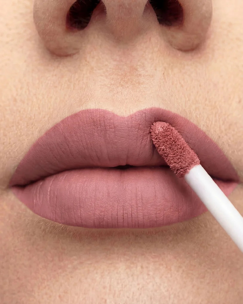 Astra PURE BEAUTY MAT LIQUID LIPSTICK - Rossetto Liquido Opaco