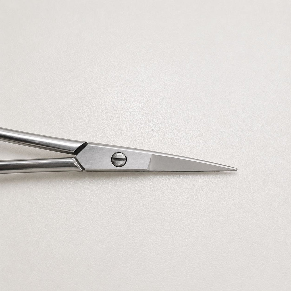 Nevida Forbicina Professionale per Cuticole KE-1-134 – Modello Dritto a Taglio Dritto in Acciaio Inox